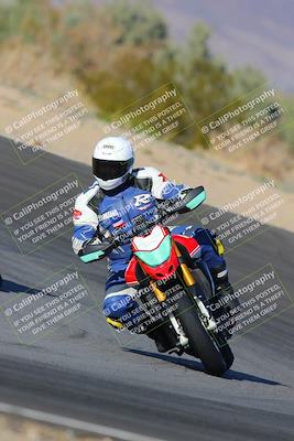 media/Dec-18-2022-SoCal Trackdays (Sun) [[8099a50955]]/Turn 10 (140pm)/